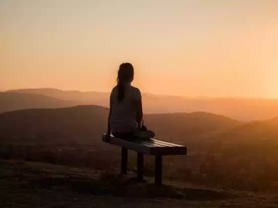 I-tap ang Out Stress at I-tap ang Inner Knowing
