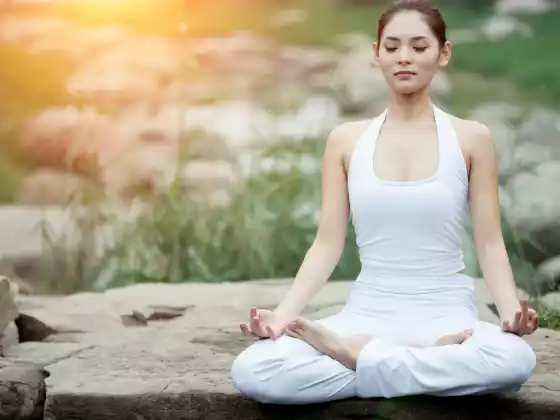Meditações para a paz de espírito com a especialista da WU, Theresa Micheletti